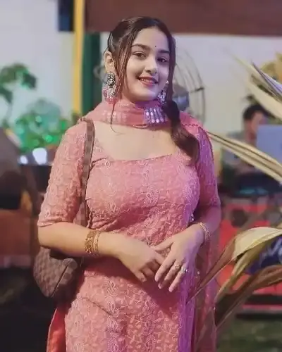 Call Girls Phoenix Mall Cash On Delivery
